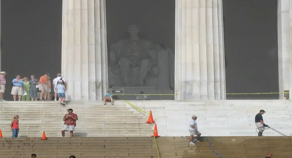 Limestone Building Cleaning